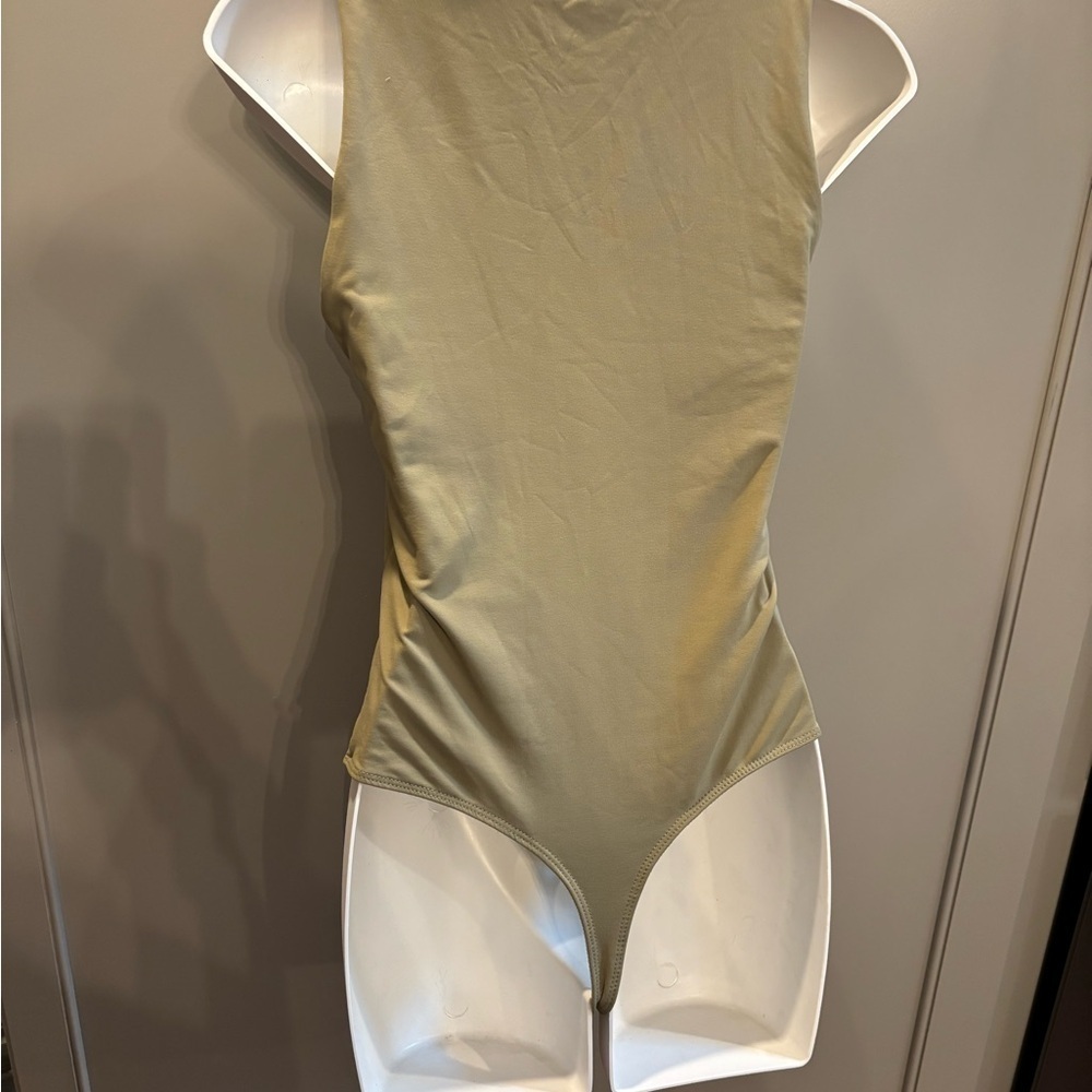 House of Harlow 1960 Women's Bodysuit, olive sz med - Picture 2 of 3